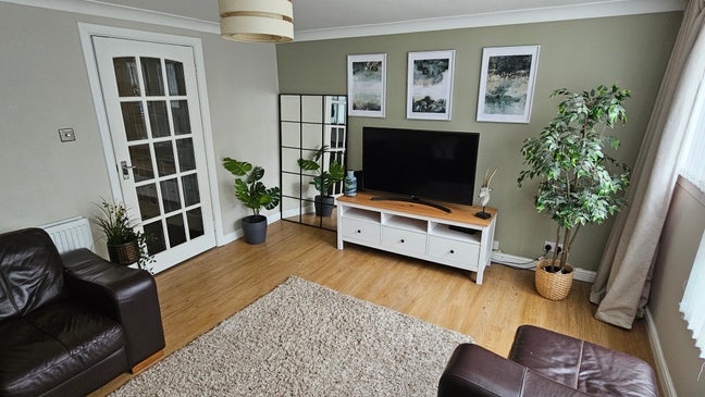 Room for rent. All bills included Main Photo