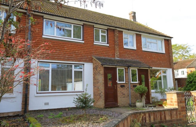 3 Bed House with Large Garden Main Photo