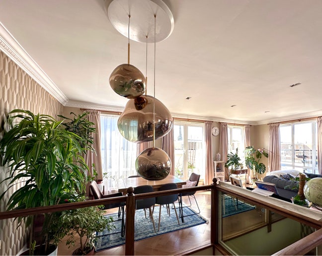 Room in luxury city-centre penthouse  Main Photo