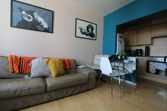🏡 2-Bed, 2-Bath Apartment – Metro Central Heights Main Photo