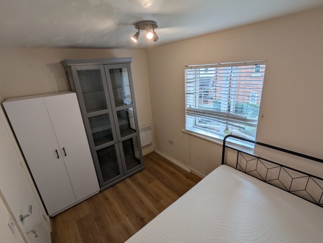 Nice Room in Chadwell Heath (RM6)-Bills Included✅ Main Photo