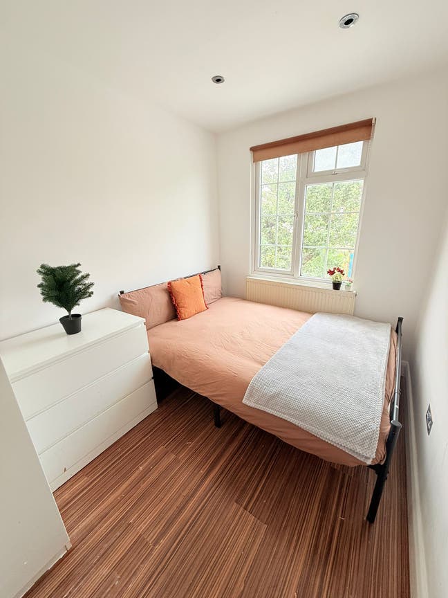 Cozy Single Room in Chiswick 30 Mins from Central Main Photo