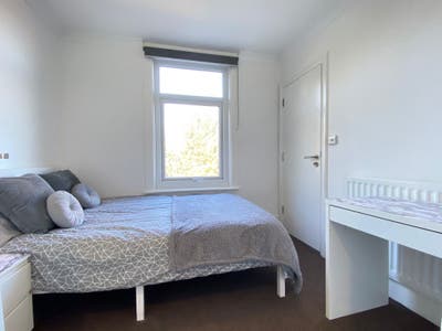 Double room with an en-suite Main Photo