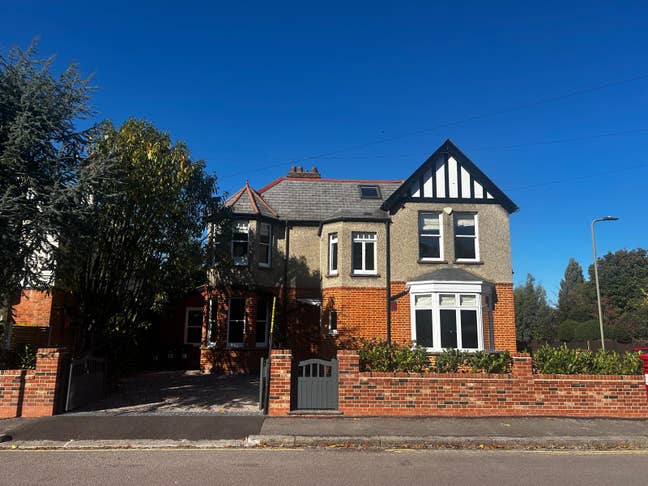 2 Lovely Double Rooms in High Barnet  Main Photo