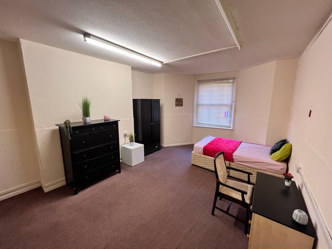 Various rooms in Bournemouth town center Main Photo