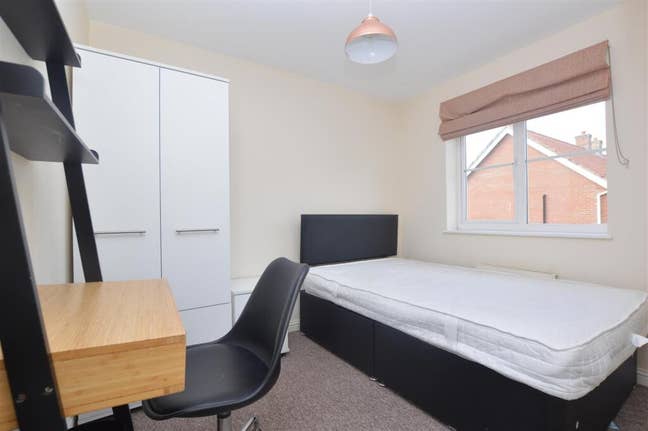 1 Double Room Left - Available Now  Main Photo