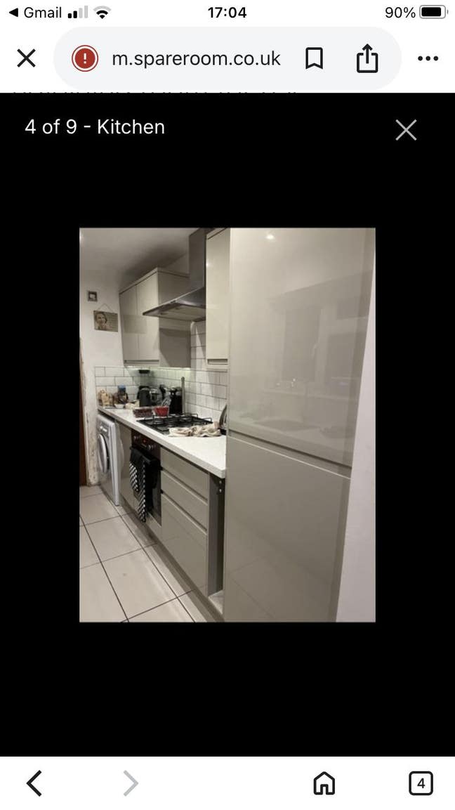 Large double room with steps down to another room  Main Photo
