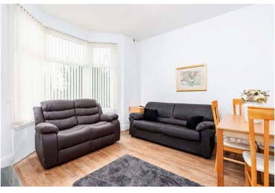 Double Rooms to Let  Main Photo