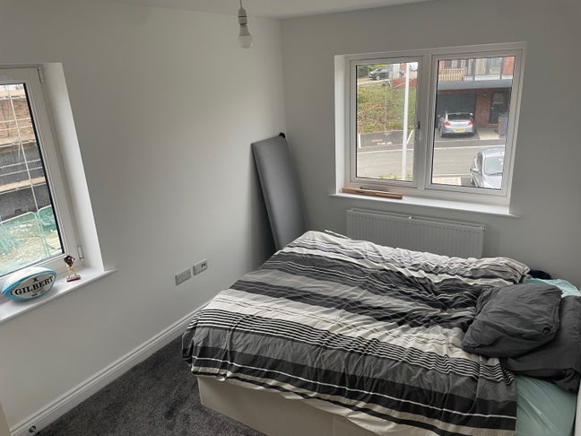 Rent a room + shared living space  Main Photo