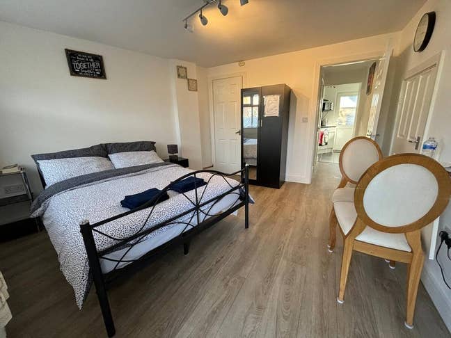 Studio House to Rent - Jan to April 2026 Main Photo