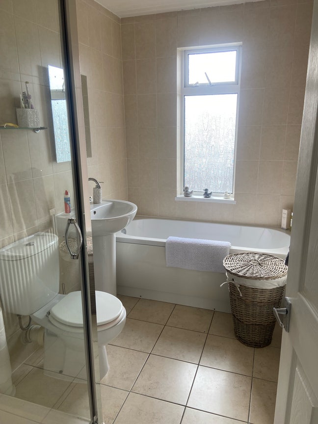 Double furnished room  Main Photo