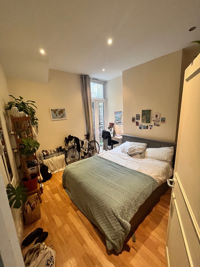 Double Room in Clapham Junction 8 Nov - 8 Jan Main Photo
