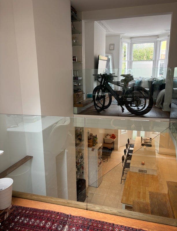 Double Room in Putney House share Main Photo