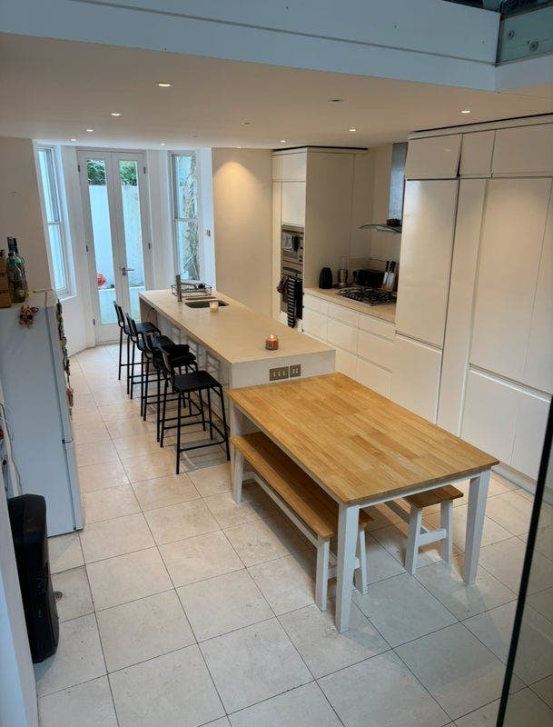 Double Room in Putney House share Main Photo