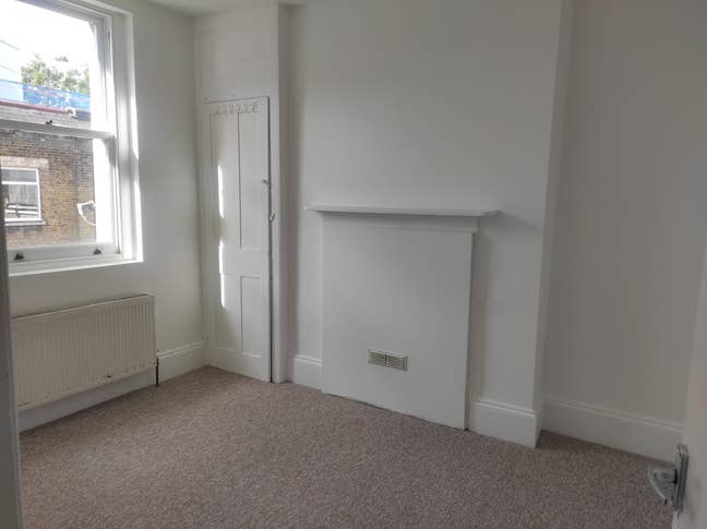 Bright Single Room for Rent - Highbury Corner Main Photo