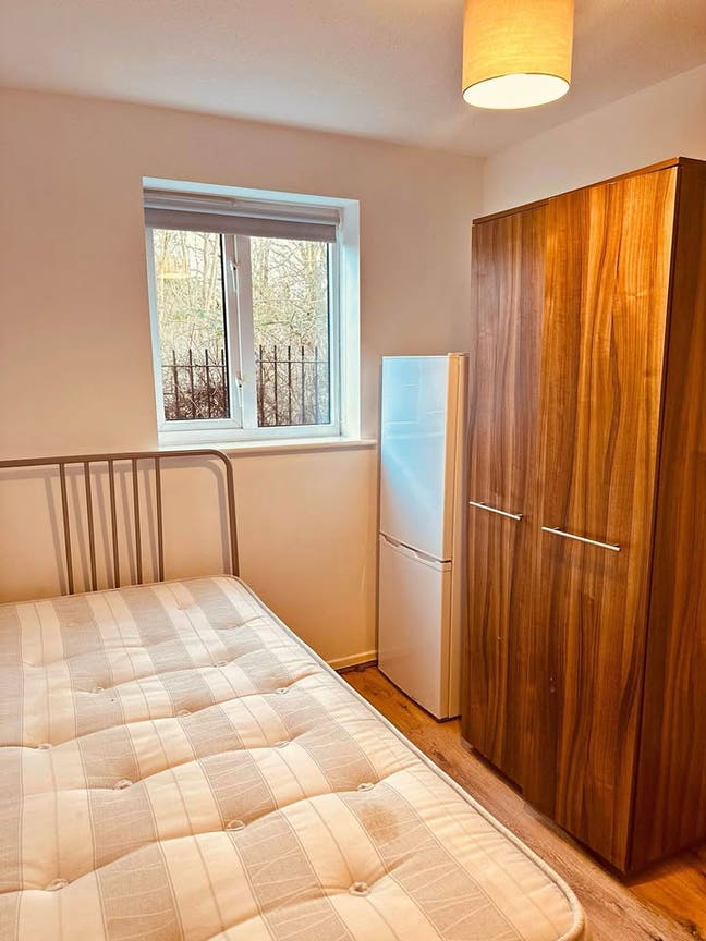 Private Room for Rent Main Photo