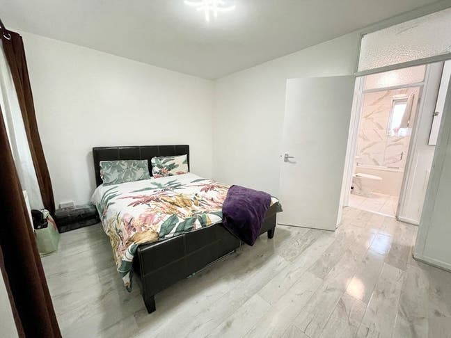  Modern & Bright 2-Bed Flat in Islington - N1 Main Photo