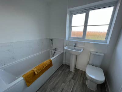 Quiet and spacious area / newly built  Main Photo