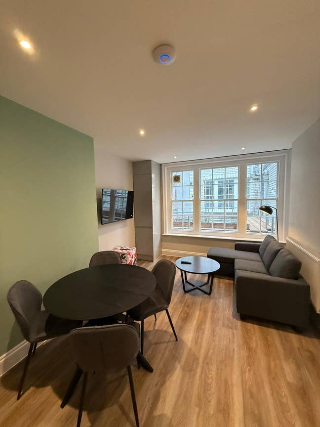3 bed Flat Available in the City Centre Main Photo