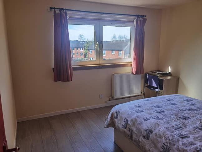 Room to Rent Flatshare Near Glasgow City Centre We Main Photo