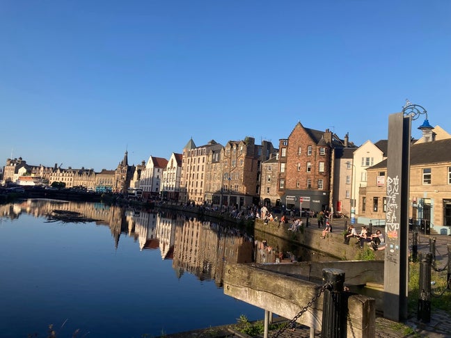 Cosy 2-Bed Flat at The Shore, Leith (Bills incl) Main Photo