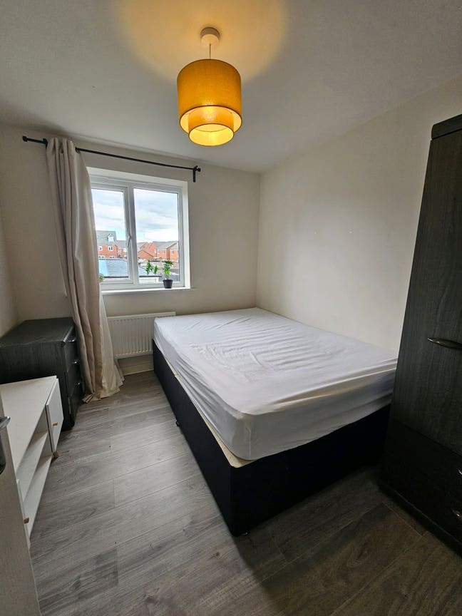 Room in a newly built house... Main Photo