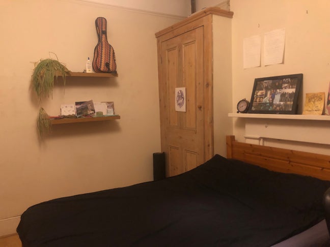 Bright and spacious room available in Archway Main Photo