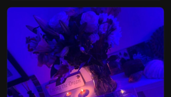 Feminine household filled with love.  Main Photo