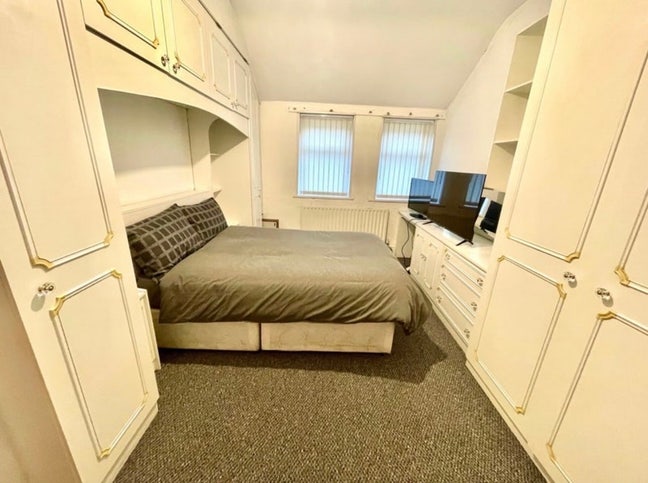 Double Room near City Centre Main Photo