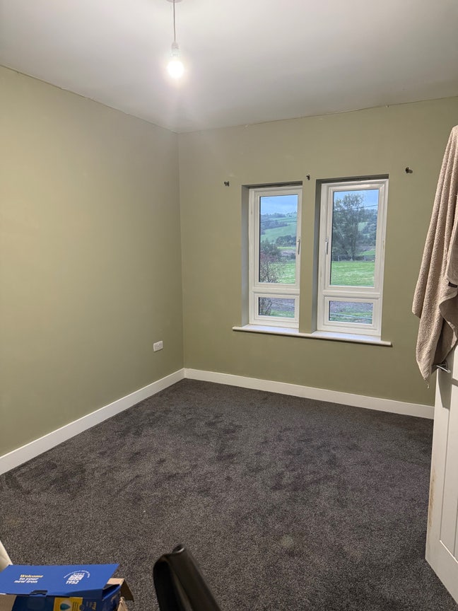 Double room to rent in Glossop Main Photo