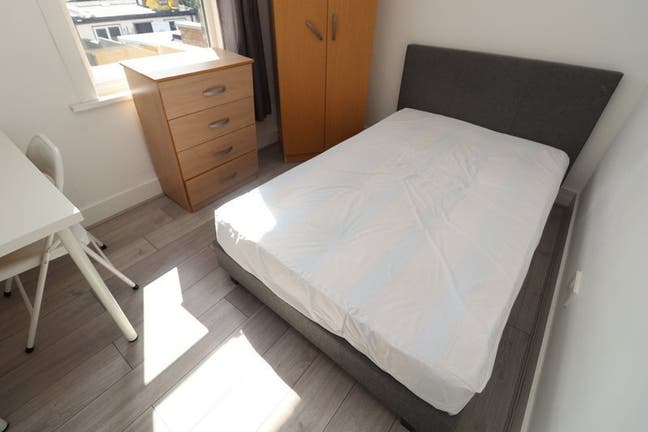 Last Brand New Double Rooms in East Ham Main Photo