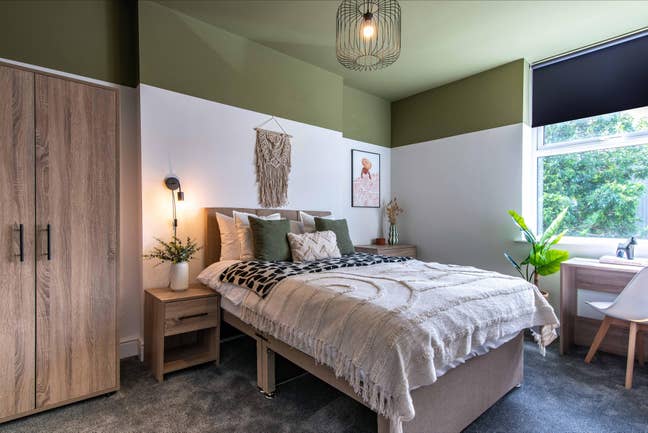 FINAL ROOM⚡️Stunning co-living house ⚡️ Main Photo
