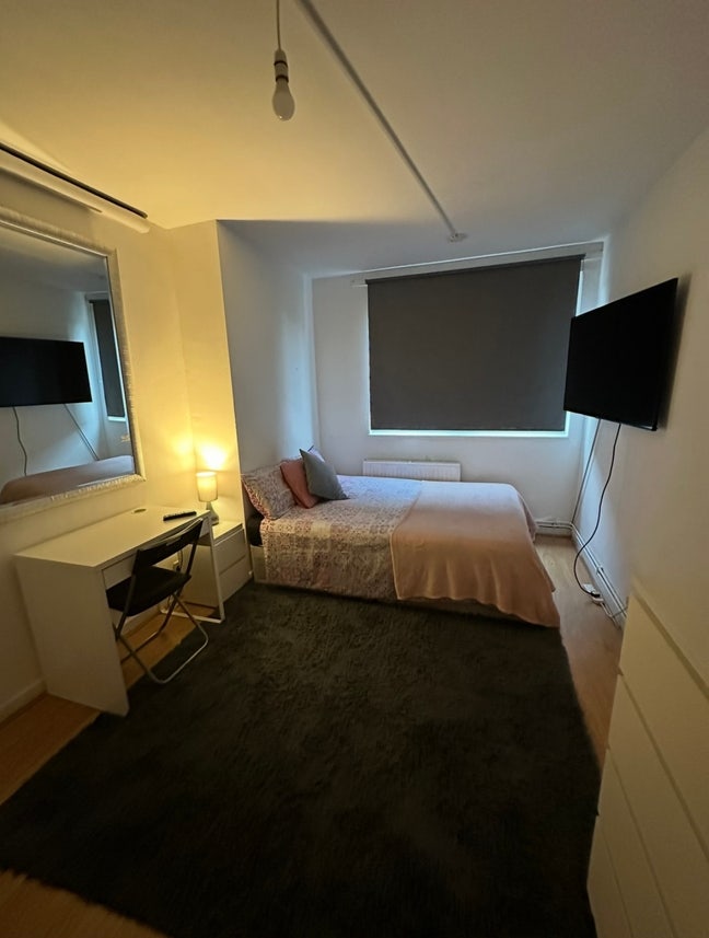Double Room in the Center Main Photo