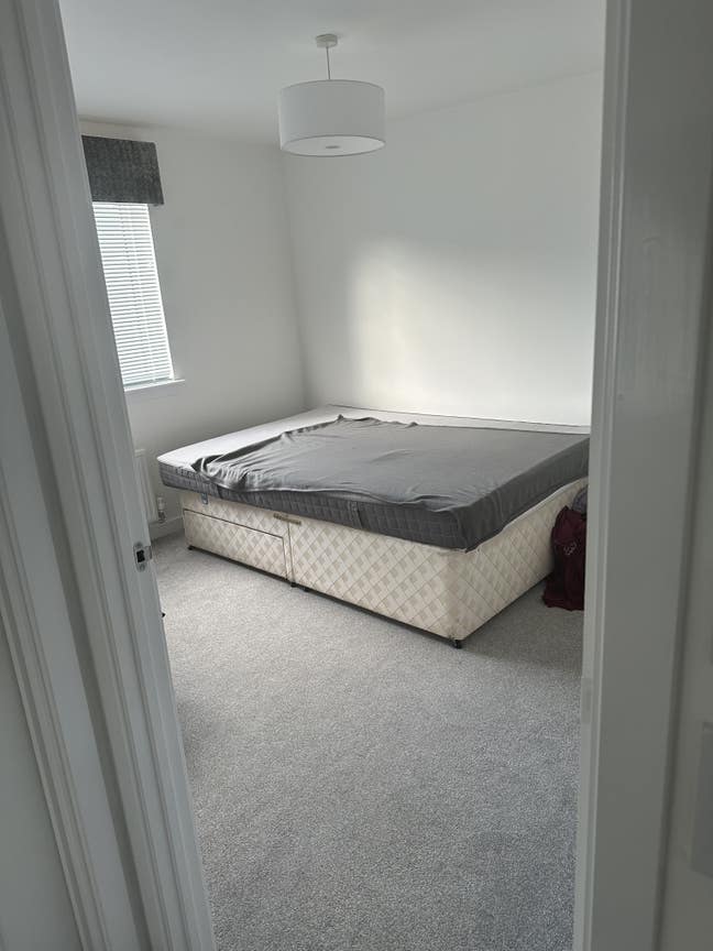 Double room to rent  Main Photo
