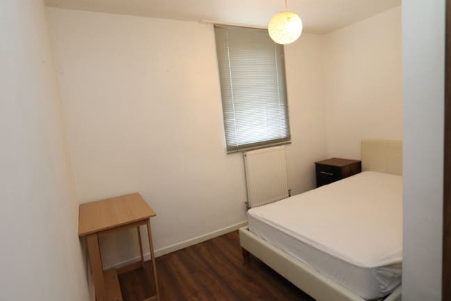 Archway Room Available – Low Rent, Great Location  Main Photo