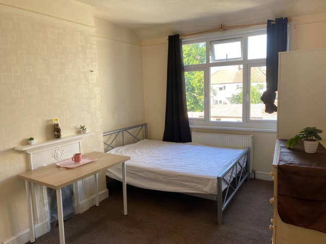 🏡 Lovely Double Room in Wembley (HA0) For Single  Main Photo