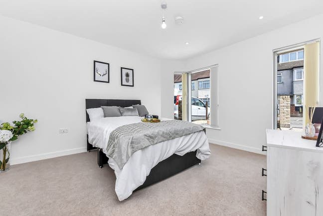 Lovely Room in Mitcham  Main Photo