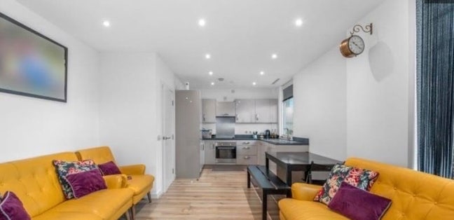 3 Bedroom flat in Colindale  Main Photo