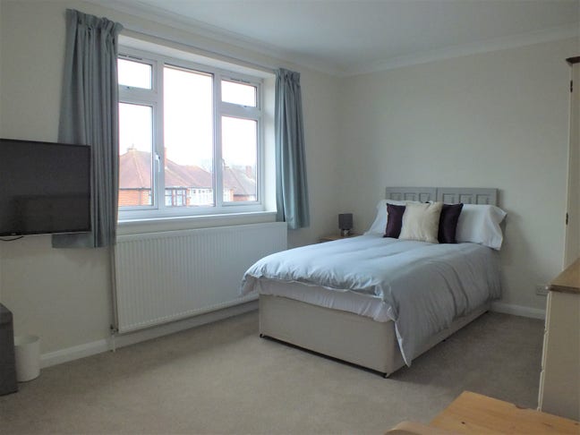 Special Offer! - near Thames Valley Park Main Photo
