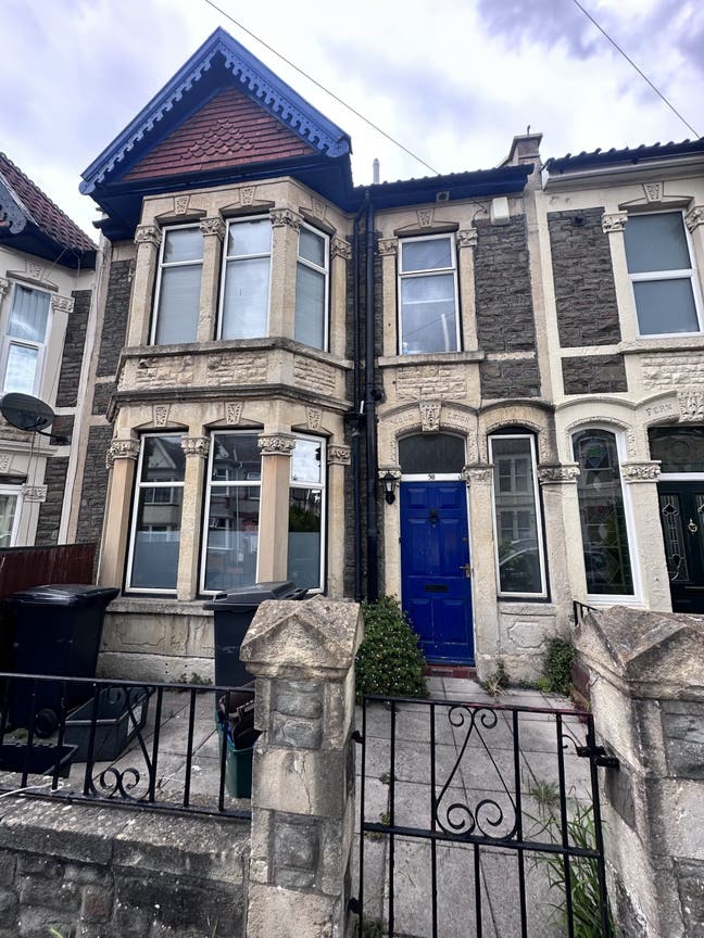 6 Bedroom Student Property In Fishponds  Main Photo