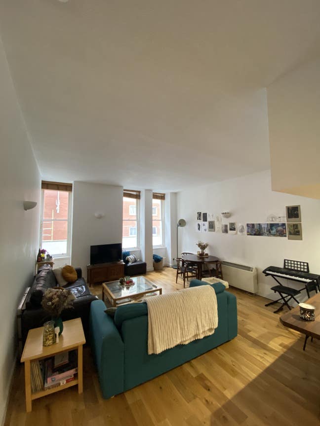 Room to rent in city centre flat Main Photo