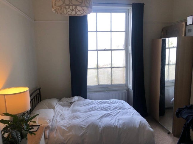 Double Room available - Cotham, Bristol, 3-bed Main Photo