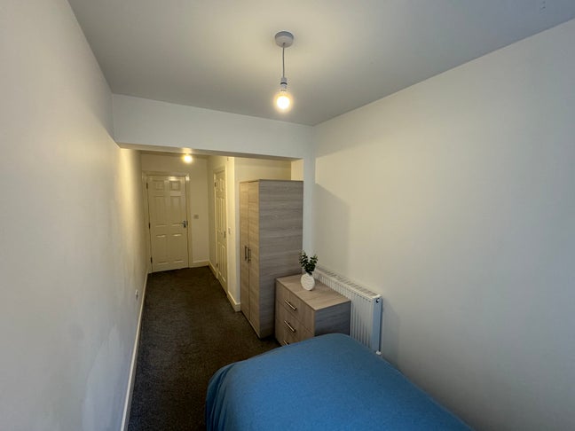 Available Now, All Bills Included, Fully Furnished Main Photo