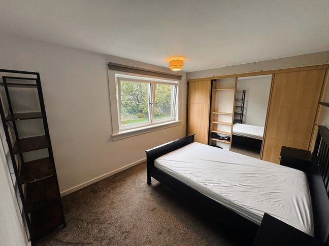Room available in lovely 2-bed flat in Newlands 🌿 Main Photo