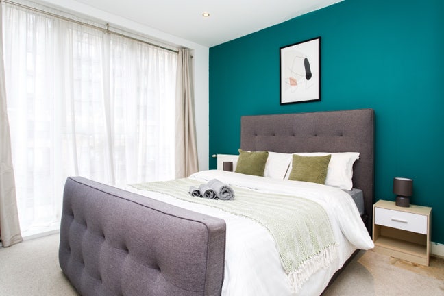 ✨ Modern Ensuite Room - Zone 2 | All-In Rent ✨ Main Photo