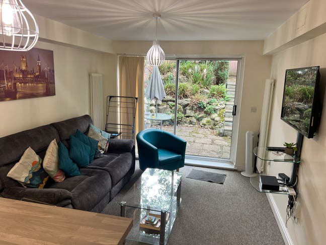 🏡⭐   2 rooms left in professinal houseshare ⭐🏡  Main Photo