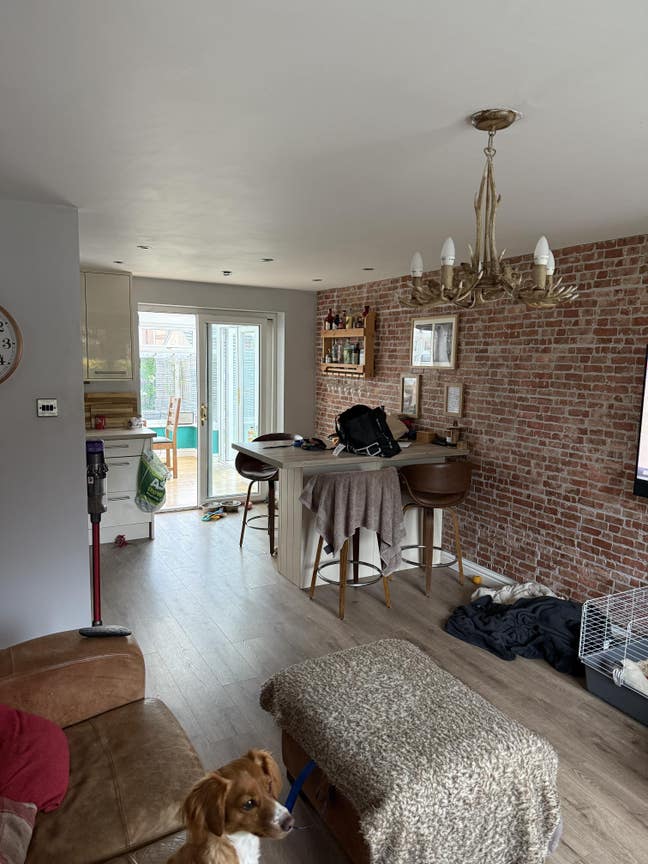 Double Bedroom Available In Quiet Area Main Photo