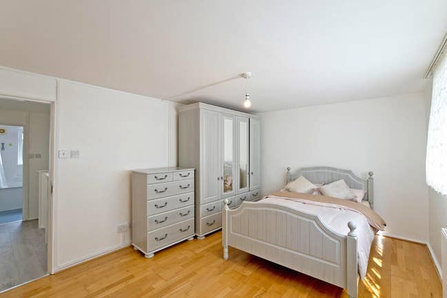 4 Doubles *4Bed Flat w/ Living Room *Tufnell Park Main Photo