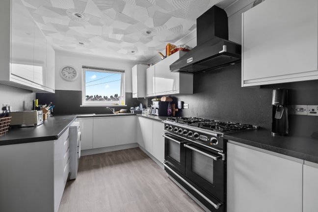 En-Suite, Double Room - £565/month  Main Photo