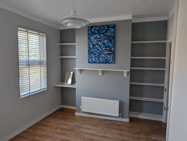 Spacious double bedroom in Victorian house  Main Photo